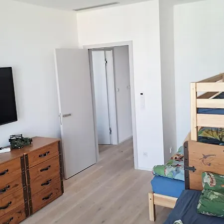 Near O2 Arena Lägenhet *